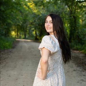 Meet your Posher, Sydnee